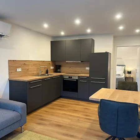 Moselappartements By Weingut Marco Adamy 公寓 鲁斯尼希