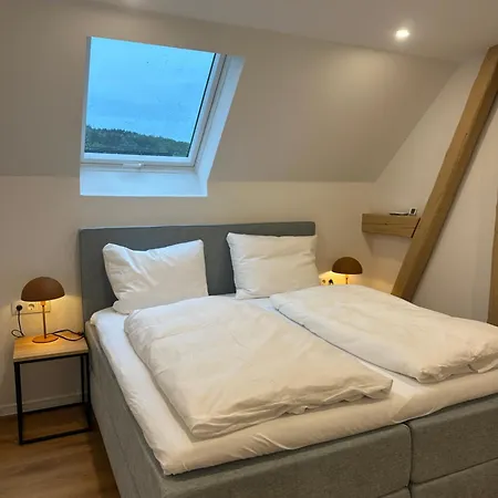 公寓 Moselappartements By Weingut Marco Adamy *
