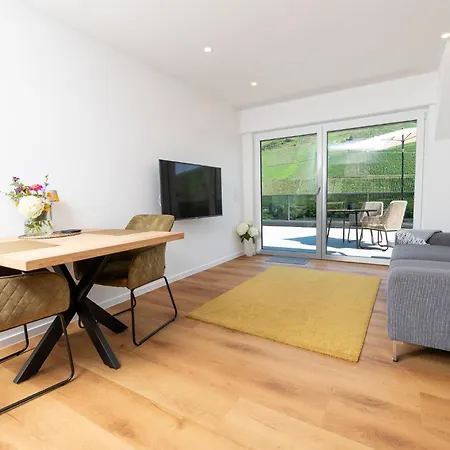 Moselappartements By Weingut Marco Adamy *